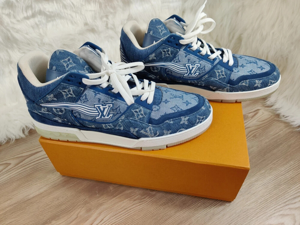 Louis Vuitton Trainer Blue Denim Monogram Low Top Sz 10 LV 1A8MG3 LV408